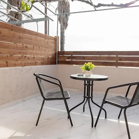 Filoxenia Cozynest Apartment *