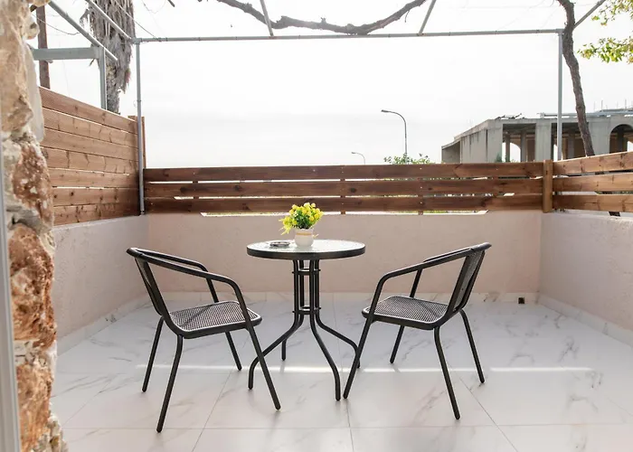 Filoxenia Cozynest Apartman *